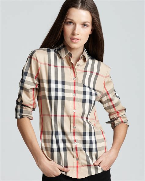 burberry shirt women outfit.